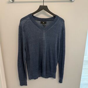 Banana Republic Men's V-Neck Sweater in Blue